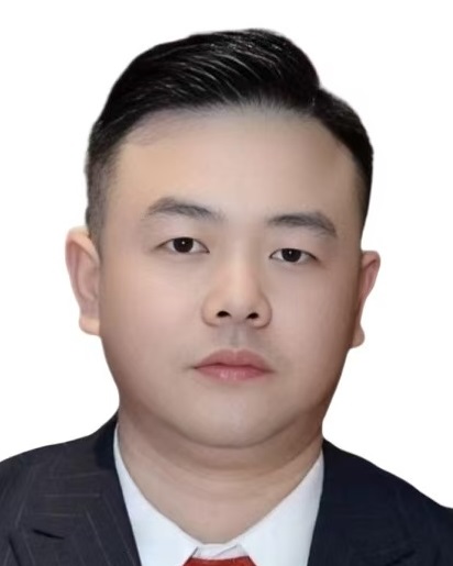 黄宥裁